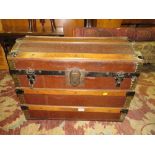 A VINTAGE DOMED BANDED PACKING TRUNK W-70 CM