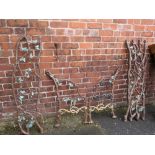 AN ORNAMENTAL VINTAGE CAST METAL BENCH FOR RESTORATION - Side panel approx H 81 cm, D 52 cm, seat