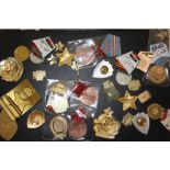 A BOX OF COLLECTABLES, RUSSIAN RELATED BADGES ETC