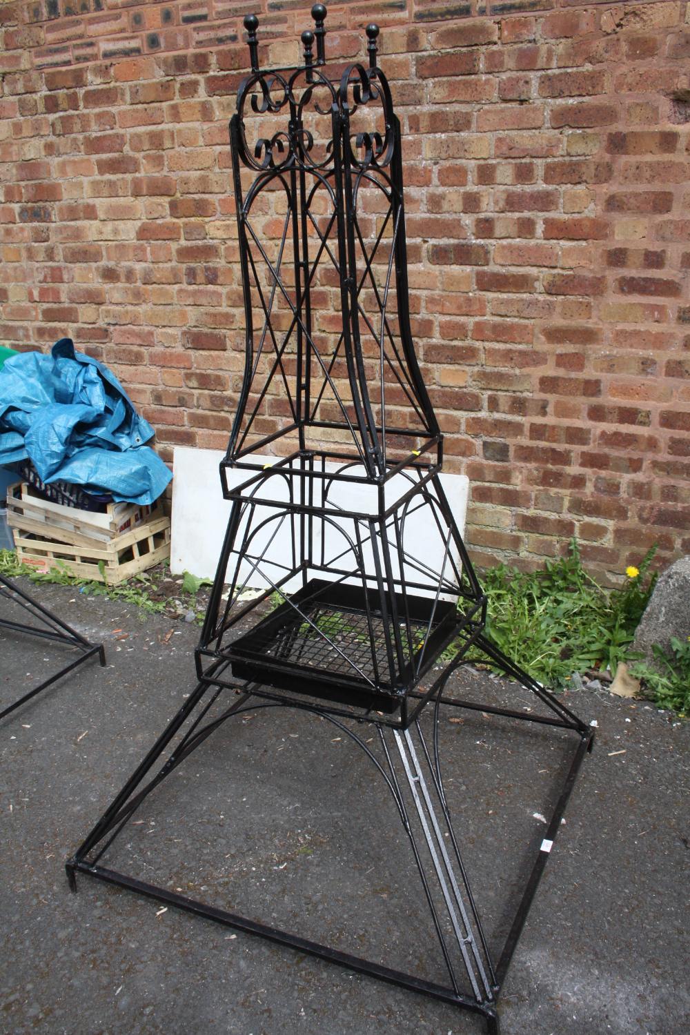 A LARGE WROUGHT 'EIFFEL TOWER' GARDEN OBELISK / PLANTER H-182 CM