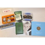 A BOX OF ASSORTED COINAGE TO INCLUDE A DIANA PRINCESS OF WALES £5 COIN TOGETHER WITH A SMALL TUB
