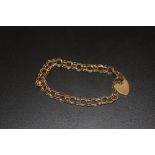 A HALLMARKED 9 CARAT GOLD BRACELET - APPROX WEIGHT 6.7G