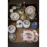 TWO TRAYS OF ASSORTED CERAMICS TO INCLUDE A PAIR OF CONTINENTAL VASES S/D, WEDGWOOD ETC.