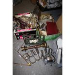 TWO BOXES OF ASSORTED METALWARE TO INCLUDE A CAST METAL MUSIC STAND, MODERN STAR SHAPED WALL