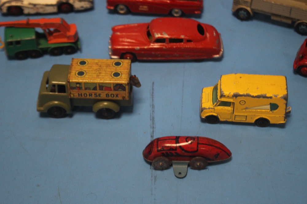A SELECTION OF DINKY VEHICLES TO INCLUDE ROYAL TIGER BUS, MERCEDES BENZ 237, BIG BEDFORD TRUCK - Image 2 of 6