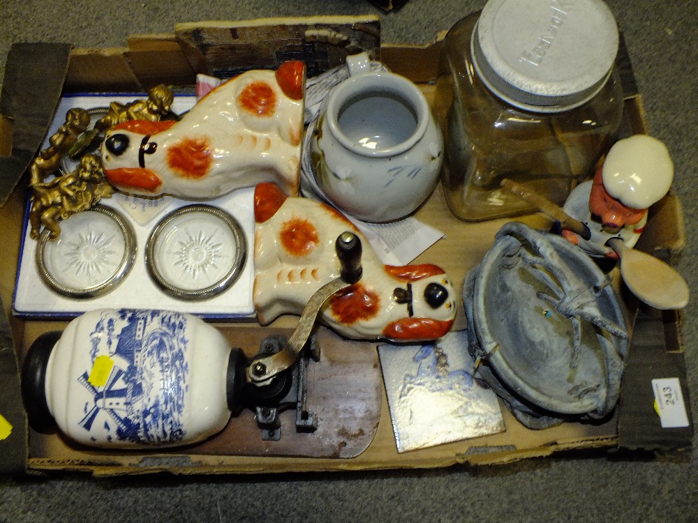 A TRAY OF ASSORTED COLLECTABLES TO INCLUDE STAFFORDSHIRE STYLE SPANIEL FIGURES, WALL MOUNTABLE