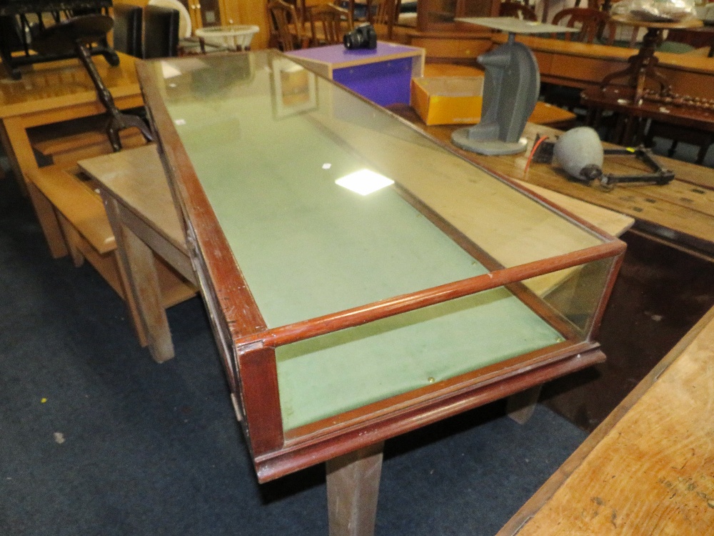 A VINTAGE MAHOGANY FRAMED TABLE TOP DISPLAY CABINET W-178 D-56 CM - Image 4 of 7