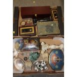 TWO TRAYS OF COLLECTABLES TO INCLUDE VINTAGE TINS, THIMBLES ETC.