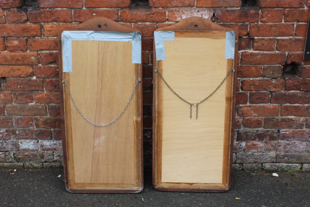 A PAIR OF MAHOGANY CARVED REPRODUCTION WALL MIRRORS, OVERALL HEIGHT 100 CM X WIDTH 46 CM - Image 2 of 2