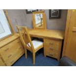 A MODERN LIGHT OAK TWIN PEDESTAL DRESSING TABLE H-76 W-146 CM WITH A MIRROR AND CHAIR