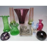 A COLLECTION OF ANTIQUE, VINTAGE AND STUDIO GLASSWARE, various styles and periods, to include a