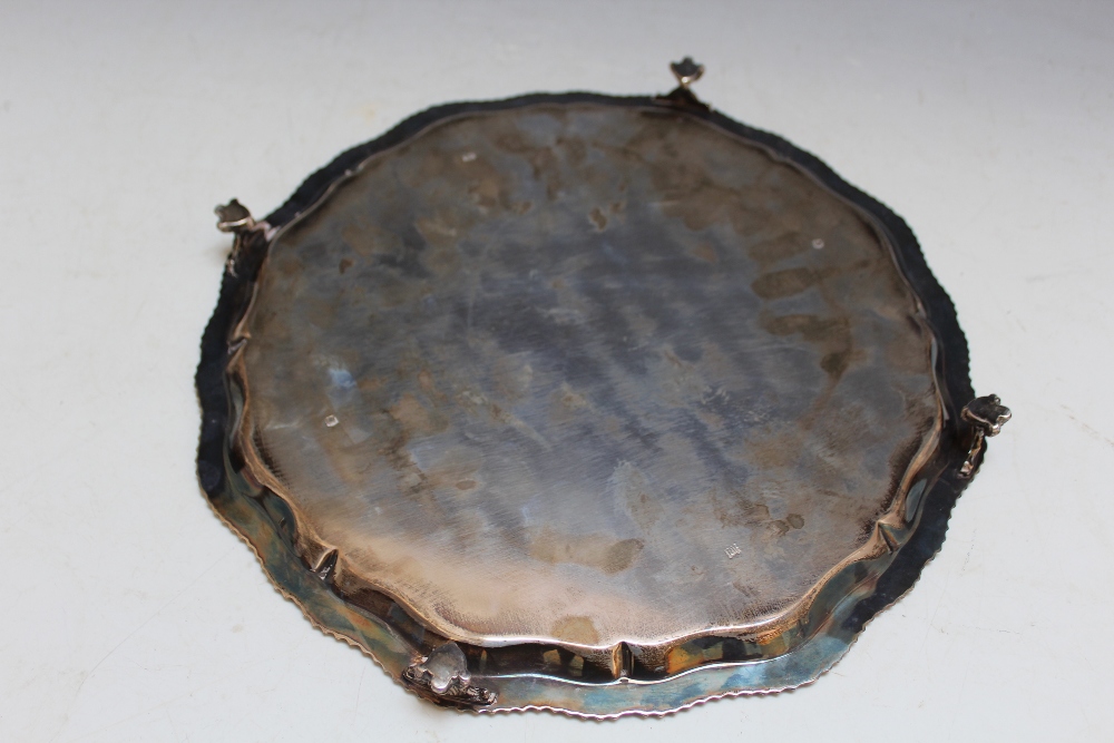 A HALLMARKED SILVER SALVER BY THE ROYAL IRISH SILVER COMPANY - SHEFFIELD 1972, approx weight 850g, - Image 2 of 3