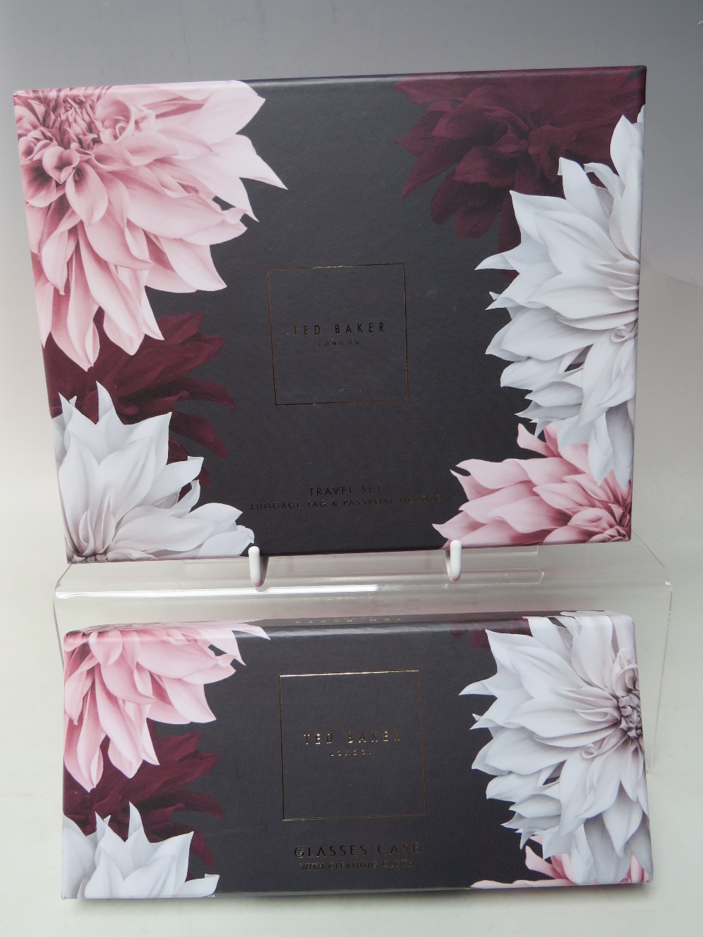 A NEW AND BOXED TED BAKER TRAVEL SET, comprising a luggage tag and passport holder, together with - Image 4 of 5