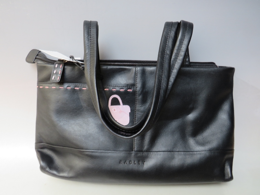 A RADLEY LEATHER CLASSIC CROSS BODY BAG, together with a black 'handbag' design bag, and a small ' - Image 3 of 7