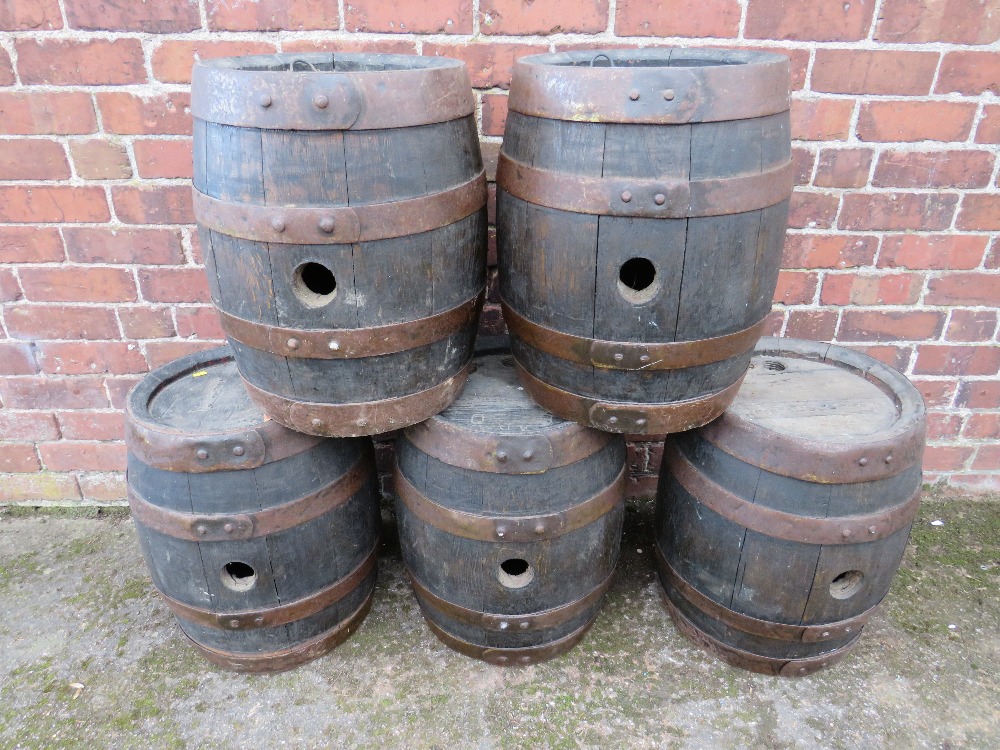 A SET OF FIVE VINTAGE COOPERED WORTHINGTON BEER BARRELS WITH LATER HANDPAINTED NUMBERS AND - Image 8 of 10