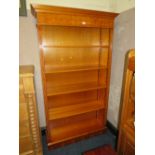 A CONTEMPORARY OPEN FRONTED FLOORSTANDING BOOKCASE H-189 W-108 CM