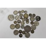 A COLLECTION OF ANTIQUE AND VINTAGE COINAGE TO INCLUDE TO INCLUDE AMERICAN COINS, SILVER THREE