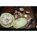 A TRAY OF CERAMICS TO INCLUDE CARLTON WARE, ROYAL DOULTON AND BESWICK CHARACTER JUGS, VINTAGE CONWAY