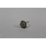 A HALLMARKED EMERALD TYPE RING, HALLMARKS INDISTINCT, APPROX WEIGHT 2.1G, RING SIZE N 1/2