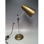 A VINTAGE MID TWENTIETH CENTURY ADJUSTABLE DESK LAMP, no obvious makers mark that we can see, H to