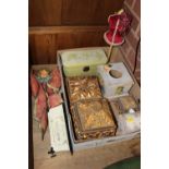 A TRAY OF MODERN DECORATIVE LIDDED BOXES ETC. TO INCLUDE GILDED EXAMPLES