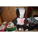 A LARGE PANDA BEAR SOFT TOY, SEATED HEIGHT 66 CM