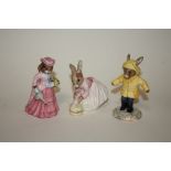 A COLLECTION OF THREE ROYAL DOULTON BUNNYKINS FIGURES TO INCLUDE A BALLERINA AND A MARY MARY NURSERY