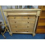 AN ANTIQUE PINE SCOTTISH CHEST OF SIX DRAWERS WITH BARLEYTWIST COLUMNS RAISED ON BUN FEET H-122 W-