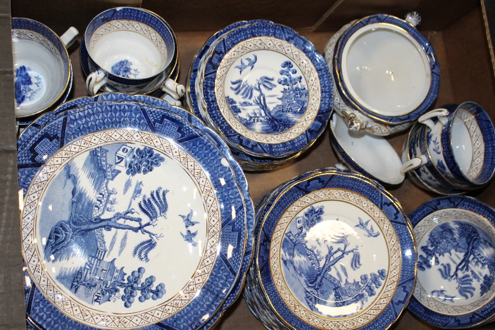 THREE TRAYS OF BLUE AND WHITE BOOTHS REAL OLD WILLOW PATTERN CHINA - Image 4 of 7