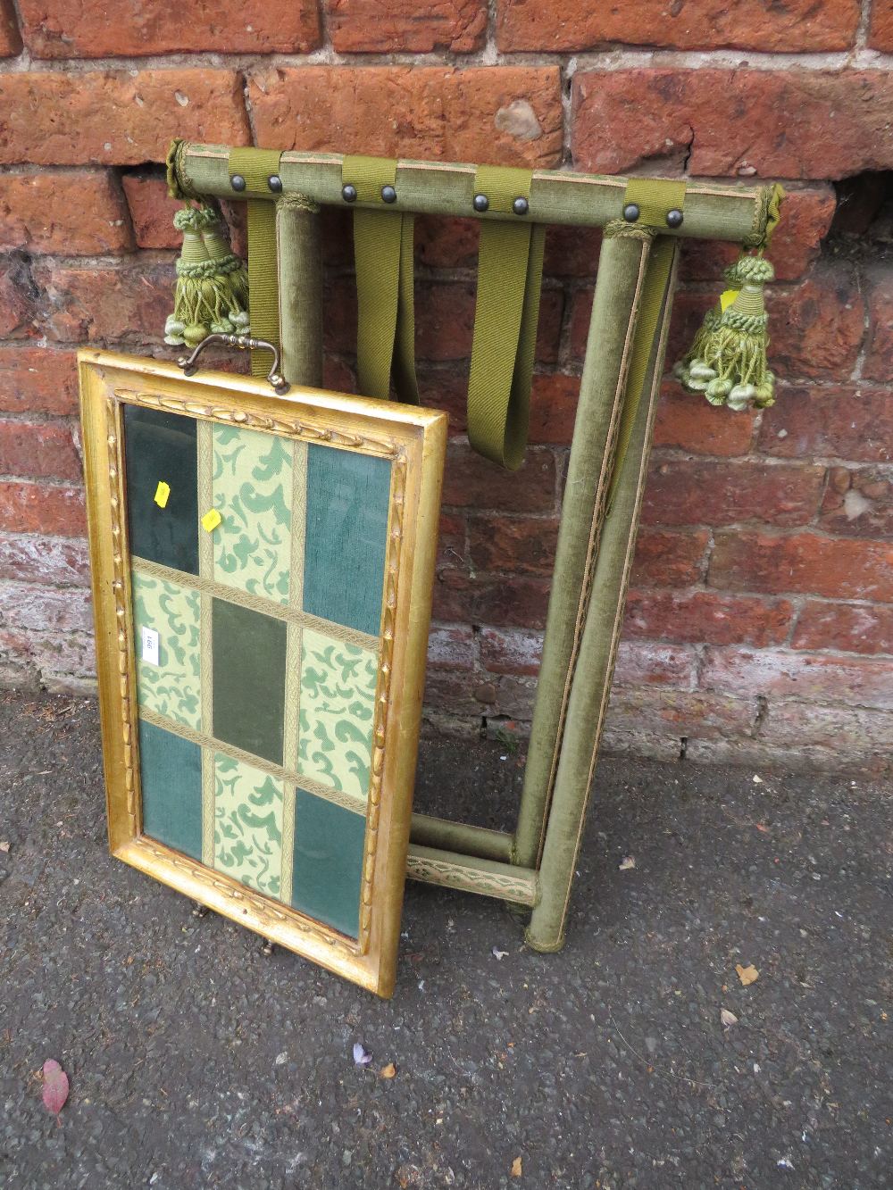 AN UNUSUAL GILT AND GLAZED TWIN HANDLED BUTLERS TRAY ON STAND - Image 5 of 5