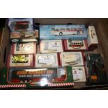 A TRAY OF BOXED DIE CAST TOY CARS AND VEHICLES TO INCLUDE A CORGI EDDIE STOBART LORRY, OXFORD DIE
