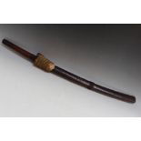 A VINTAGE BURMESE DHA IN WOODEN SCABBARD, length of blade 59 cm overall L 82 cm