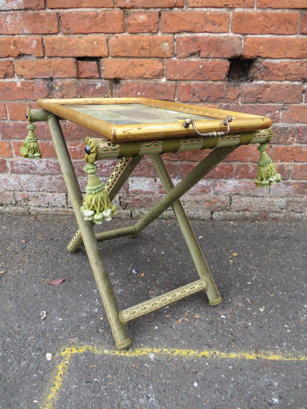 AN UNUSUAL GILT AND GLAZED TWIN HANDLED BUTLERS TRAY ON STAND - Image 3 of 5