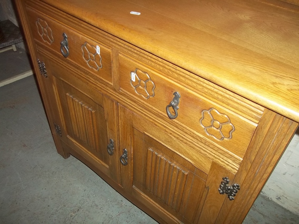 AN OAK ARCHED DISPLAY DRESSER - Image 2 of 2