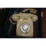 A VINTAGE CREAM DIAL TELEPHONE