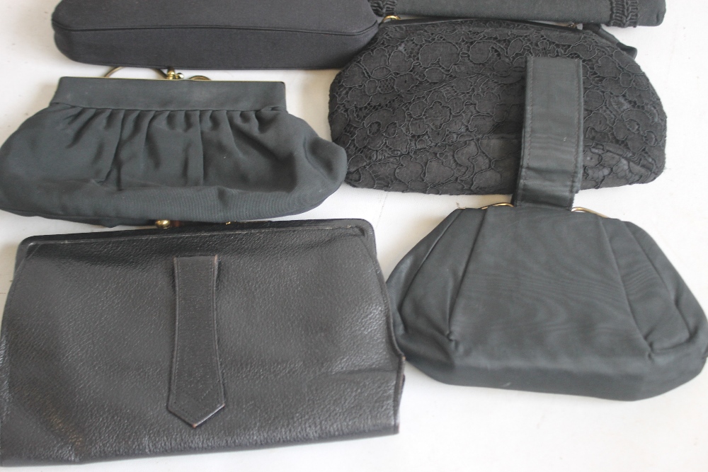 BLACK EVENING BAGS to include Waldybag, (8) - Bild 4 aus 4