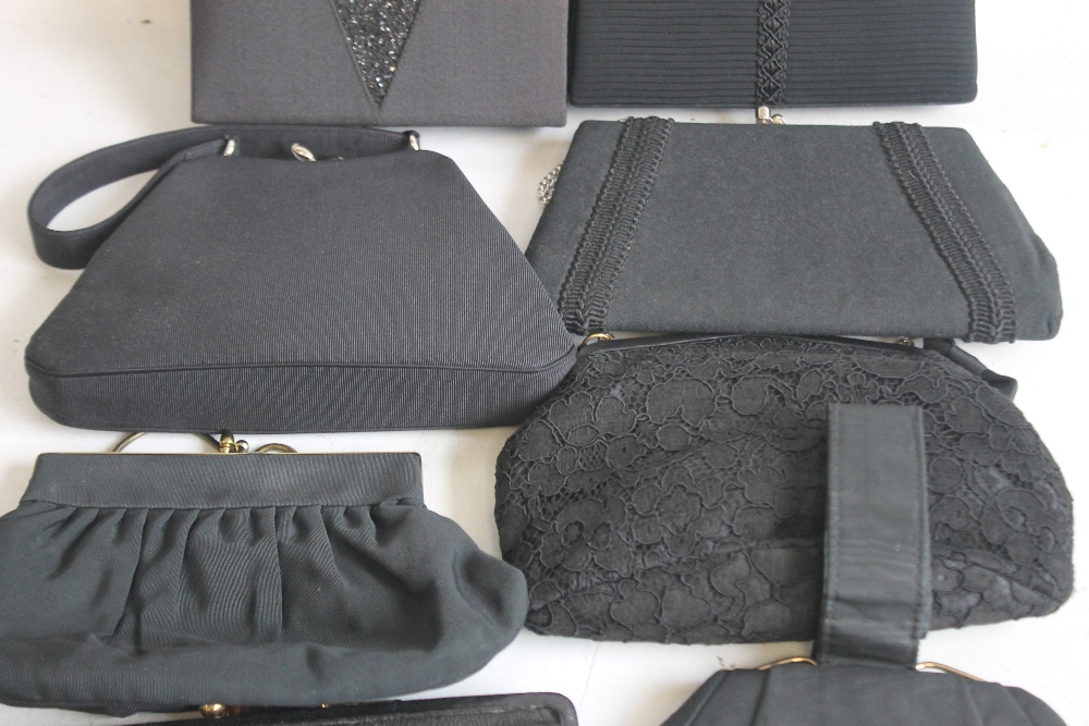 BLACK EVENING BAGS to include Waldybag, (8) - Bild 3 aus 4