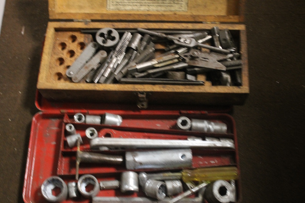A BOX OF STAINLESS STEEL FRYER, AND A SMALL QUANTITY OF TOOLS ETC. - Image 2 of 3