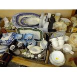 SIX SMALL TRAYS OF ASSORTED CERAMIC