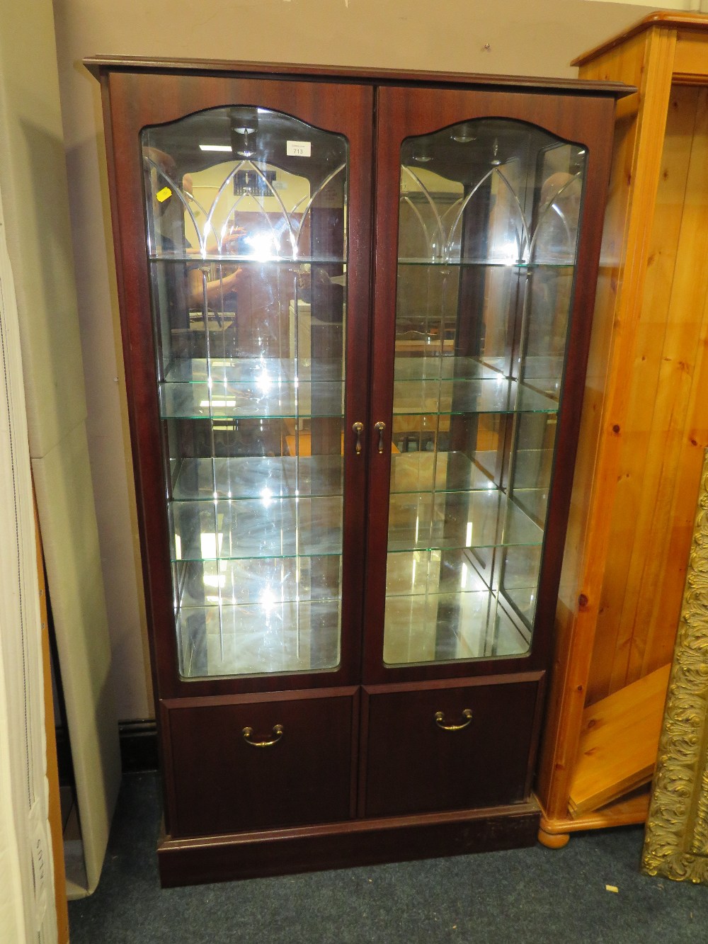 A MODERN GLAZED DISPLAY CABINET WITH ETCHED GLASS - W 90 CM
