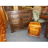 A LEADED BOOKCASE TOGETHER WITH A HARDWOOD CHEST/RACK AND CONTENTS