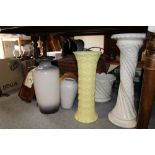 A SMALL QUANTITY OF LARGE CERAMICS TO INCLUDE A JARDINIERE ON STAND, TWO WEST GERMAN VASES ETC.