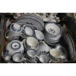 A TRAY OF ALFRED MEAKIN TEA AND DINNERWARE (TRAYS NOT INCLUDED)