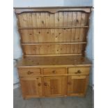 A SOLID PINE WELSH DRESSER, 138 CM WIDE