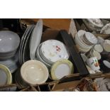 TWO TRAYS OF ASSORTED CERAMICS TO INCLUDE ORIENTAL STYLE BOWLS (TRAYS NOT INCLUDED)