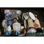 TWO TRAYS OF ASSORTED CERAMICS TO INCLUDE BLUE AND WHITE ETC (TRAYS NOT INCLUDED)