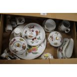 A TRAY OF ROYAL WORCESTER EVESHAM TEA AND DINNERWARE (TRAY NOT INCLUDED)