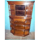 AN EDWARDIAN MAHOGANY CHIFFONIER SIDEBOARD DISPLAY PIECE