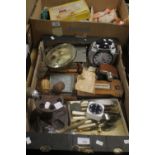 A TRAY OF COLLECTABLES TO INCLUDE A BAROMETER, PIPES ETC (TRAY NOT INCLUDED)