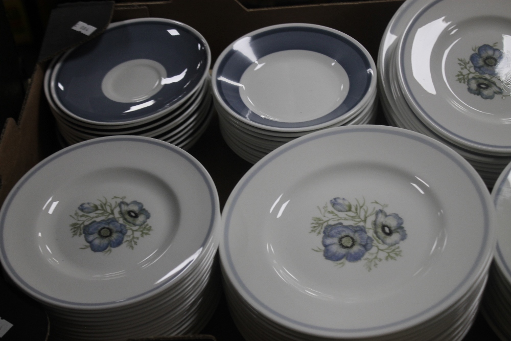 TWO TRAYS OF WEDGWOOD SUSIE COOPER DESIGN "GLEN MIST" TEA AND DINNERWARE (TRAYS NOT INCLUDED) - Image 2 of 3